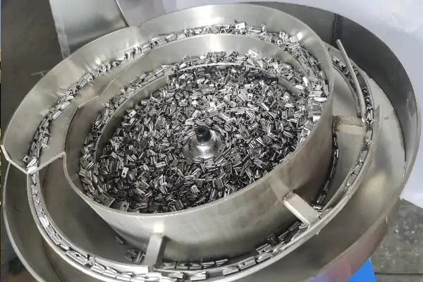عکس فرایند خط تولید بست کمربندی